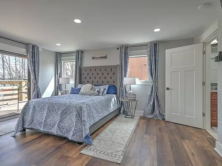 Lake Haven Dr — Photo 10