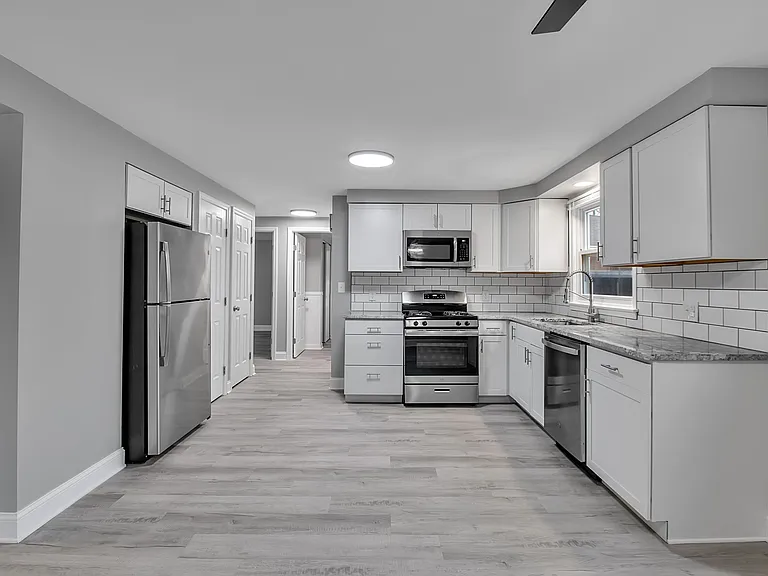 311 Sundridge Dr #1 — Photo 15