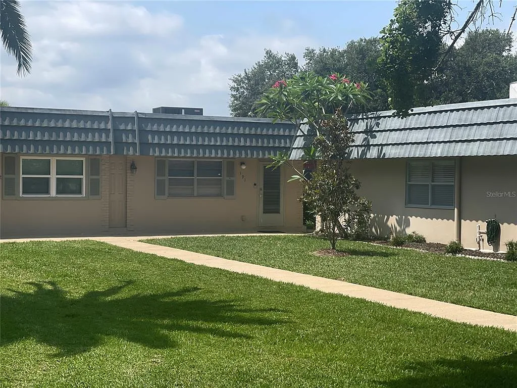 1 bed, 1.5 bath, 800 sqft, $1,500 — Photo 2