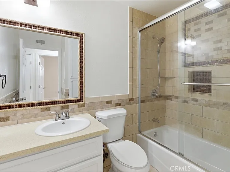 7082 Heil Ave #1 — Photo 13