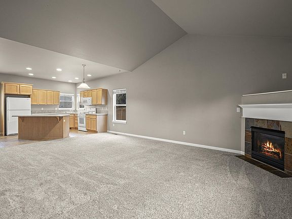 2nd image of 20702 Beaumont Dr