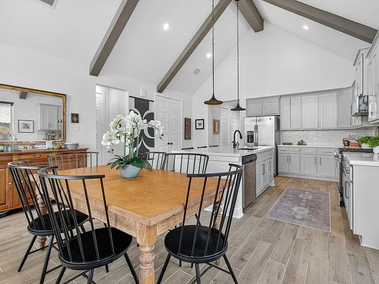 31418 Golden Cliffs Ln — Photo 20