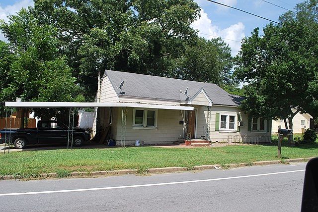 1st image of 305 Mandeville Ave