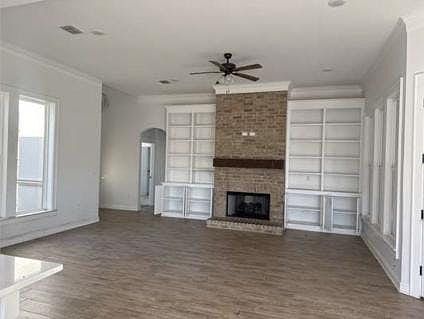 5th image of 581 Newburyport St