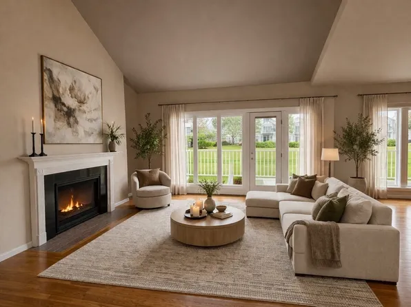 42 Fairway Dr, Plymouth, MA 02360