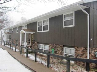 902 Elk St, Galena, IL 61036