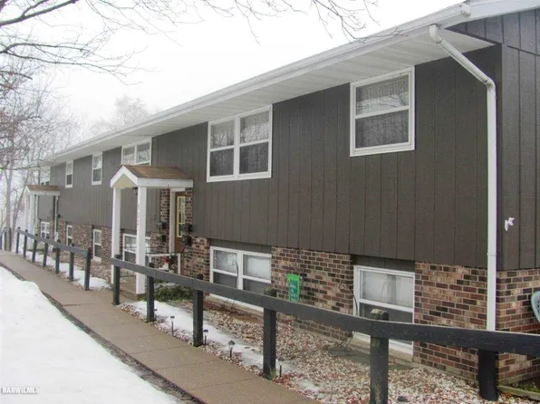 902 Elk St, Galena, IL 61036