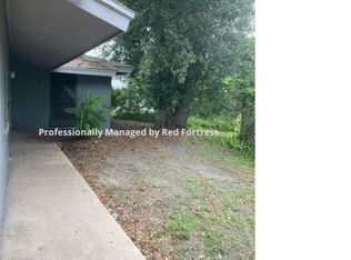 5806 Algiers St, Fort Myers, FL 33919