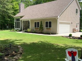 9966 High Country Dr, Chardon, OH 44024