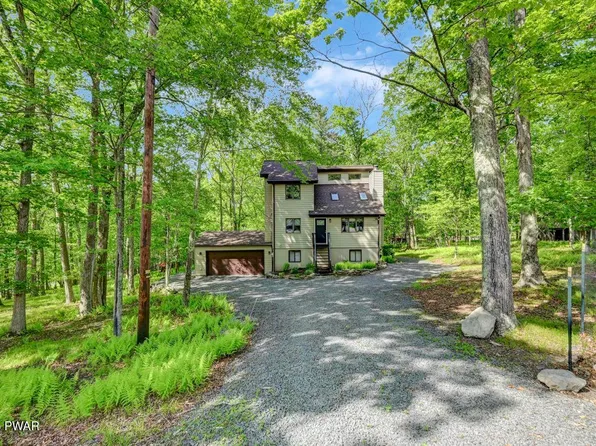 105 Chestnut Ct, Lackawaxen, PA 18435