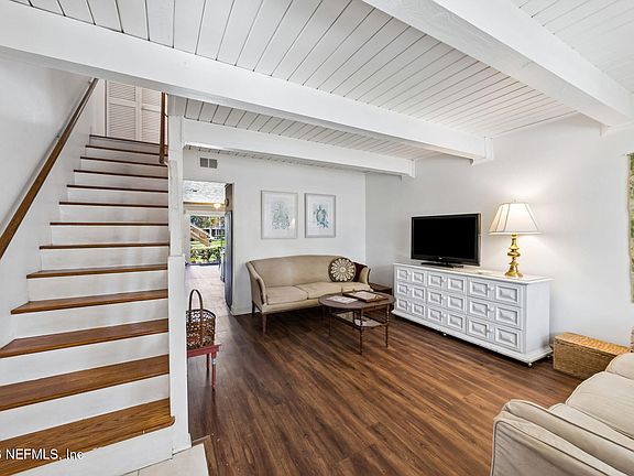 5th image of 4358 TIMUQUANA Road #212
