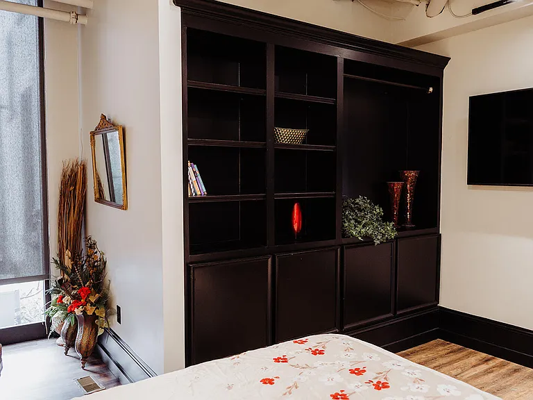 275 S Limestone St #135 — Photo 16