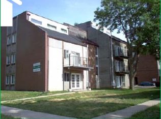 211 E Clark - 22, Champaign, IL 61820