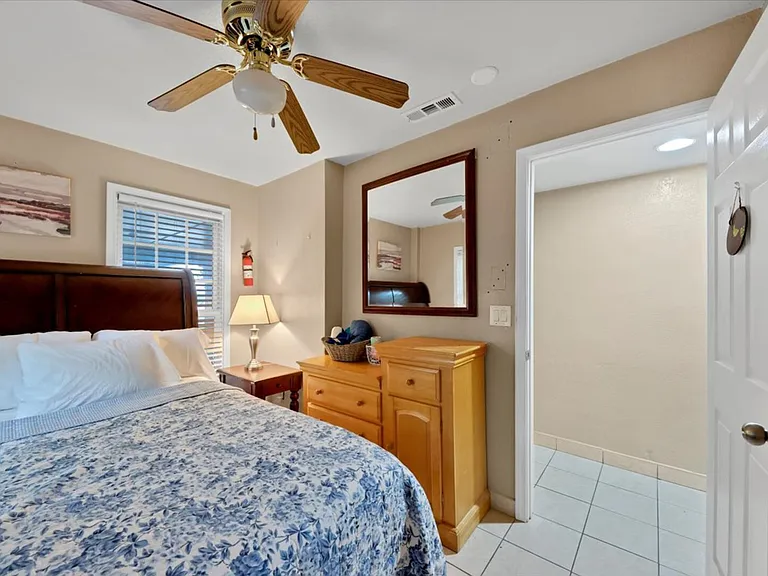 Saybrook Cir NW — Photo 12