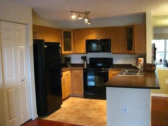 3rd image of 5730 Baywater Dr #2