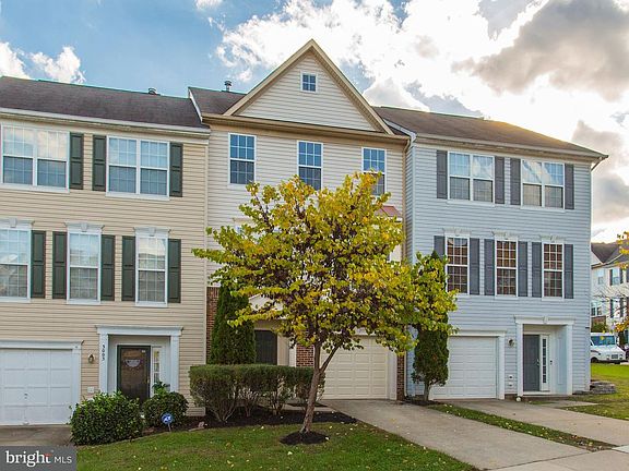2nd image of 3005 Frankfurt Ct