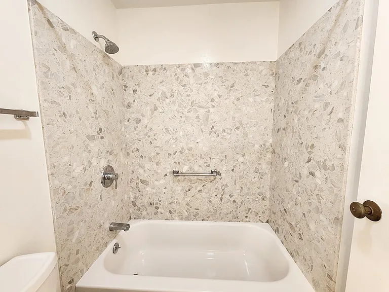 818 N Delaware St #407 — Photo 12