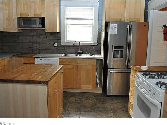 5th image of 3920 Omohundro Ave