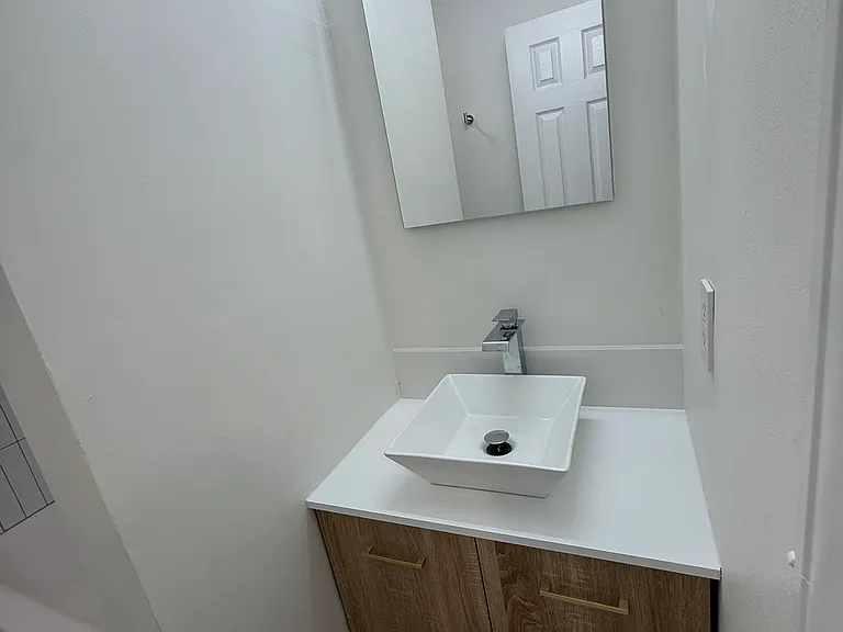 1324 Catalpa Ln — Photo 20