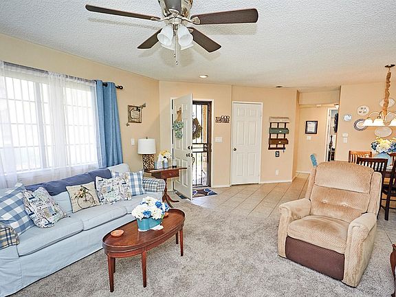 4th image of 11673 Cedar Ct