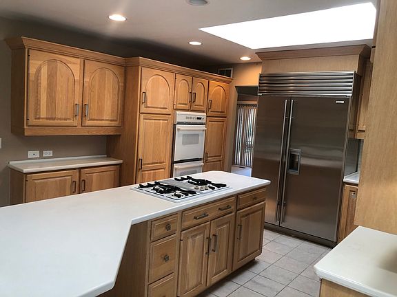 3rd image of 2225 Kipling Ln