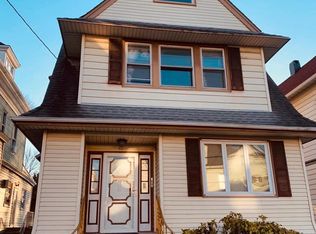 22 E 34th St FLOOR 1, Bayonne, NJ 07002