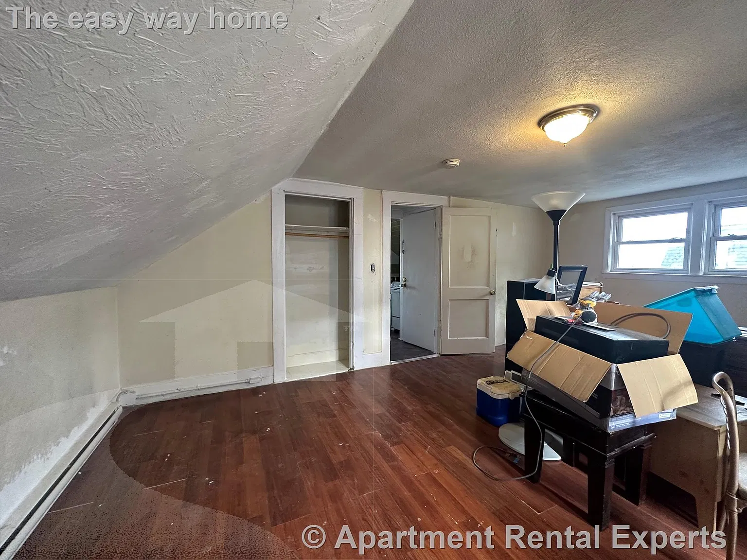 338 Somerville Ave — Photo 2
