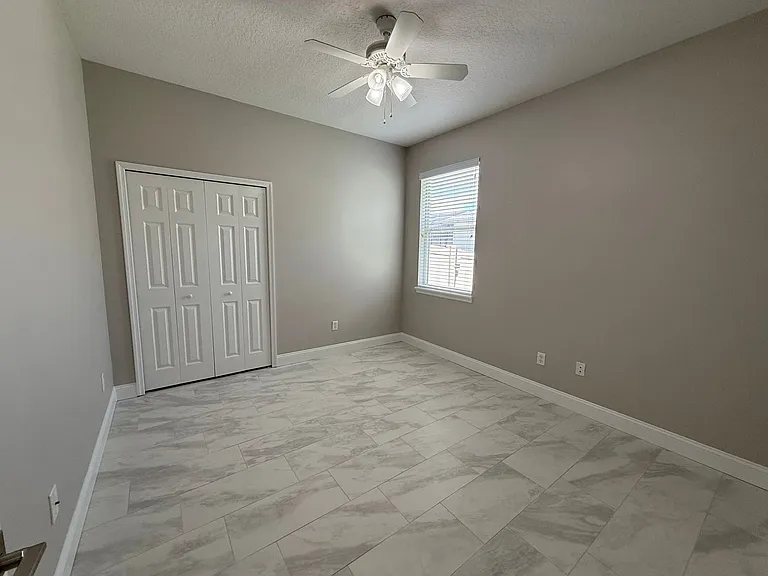 5370 Red Leaf Ct — Photo 19