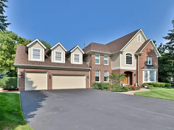 2131 Warwick Ln, Glenview, IL 60026