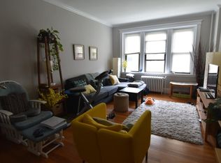 7 Greenway Ct #3, Brookline, MA 02446