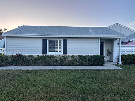 2nd image of 13796 SW 149th Circle Ln #3-70