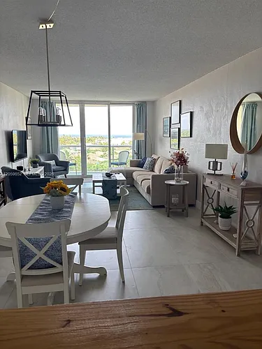 19380 Collins Ave #818 Photo 1