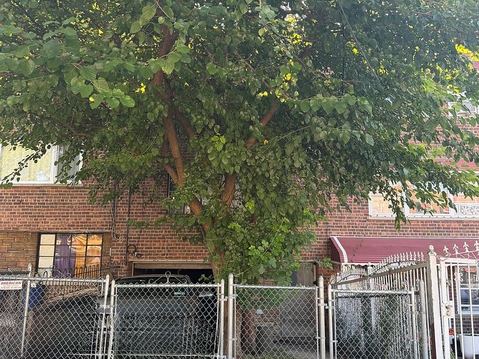 1st image of 3214 Tenbroeck Avenue