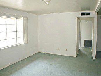 3rd image of 255 N Pioneer