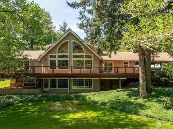 672 Walker Road, Kelso, WA 98626