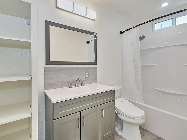 7611 Adelanto Dr — Photo 6