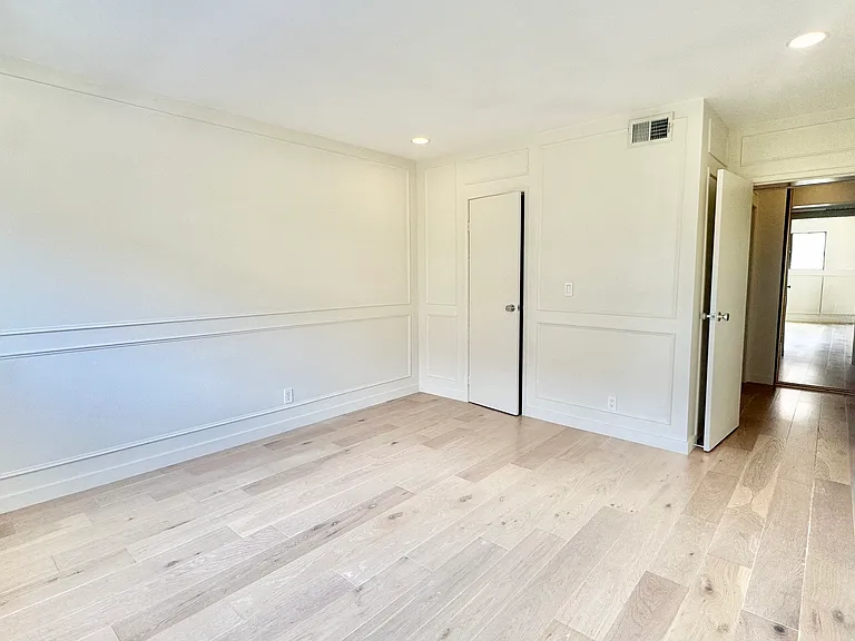 1735 N Fuller Ave #445 — Photo 19