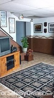 3rd image of 2481 Caton Rd