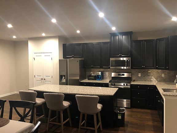 2nd image of 2289 Cook Dr