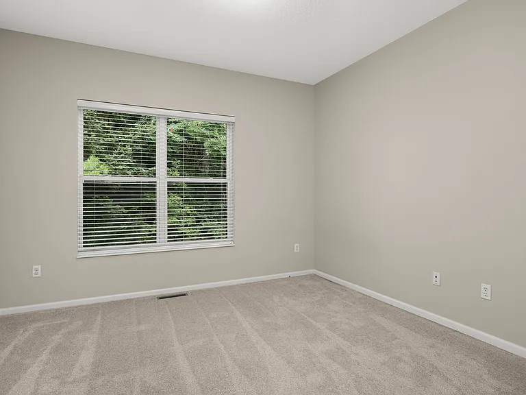 17790 Valley Cove Ct — Photo 15