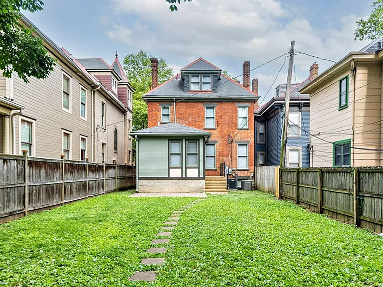 1023 Neil Ave — Photo 40