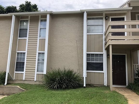 2nd image of 1033 Crossing Brook Way APT A