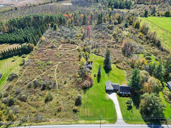 399 State Rd, Richmond, MA 01254