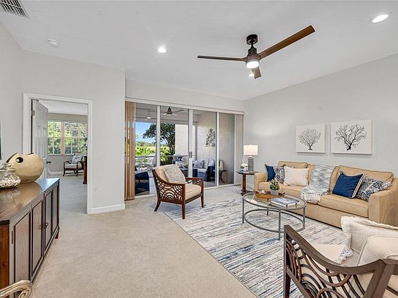 4th image of 25150 Goldcrest DR #711