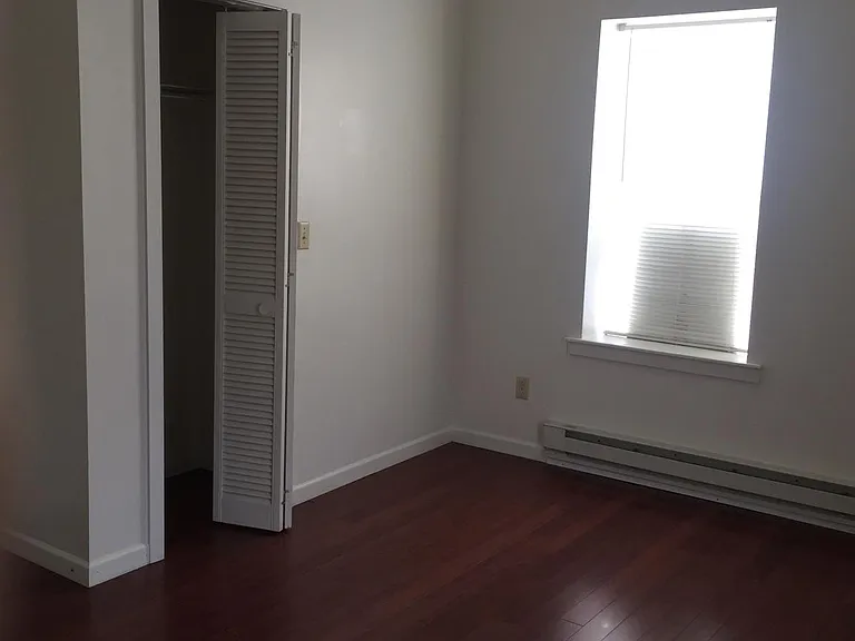 135 S Thomas Ave #1 — Photo 4