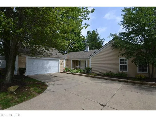 16466 Georgetown Ct photo 1