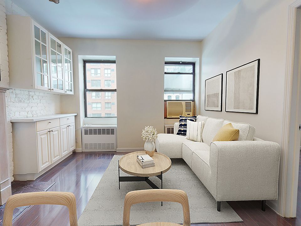 1st image of 955 2nd Ave #4