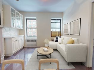 955 2nd Ave #4, New York, NY 10022