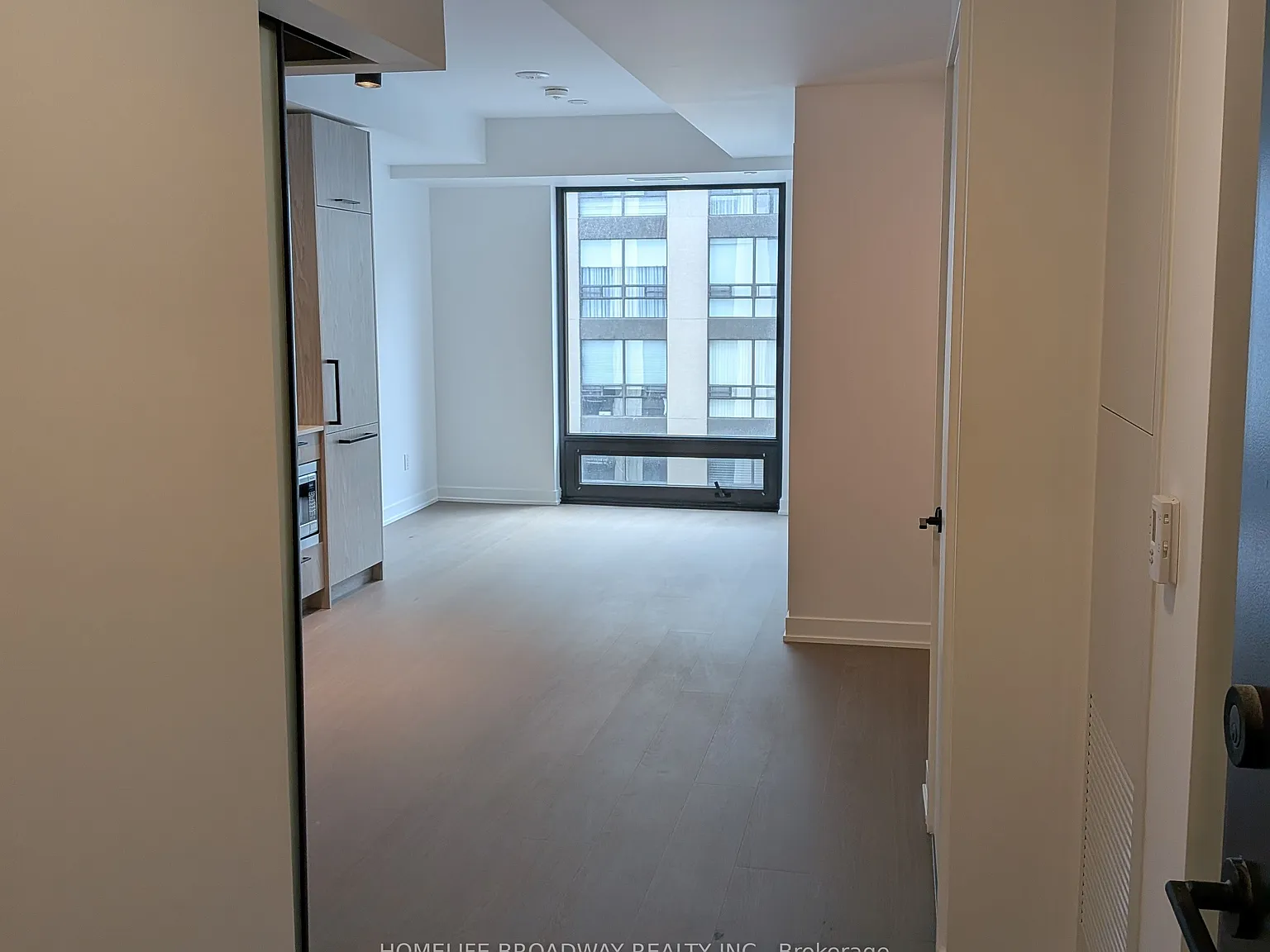 1 bed, $2,380 — Photo 4