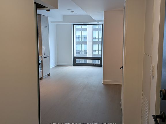 4th image of 89 Montclair Ave #1822